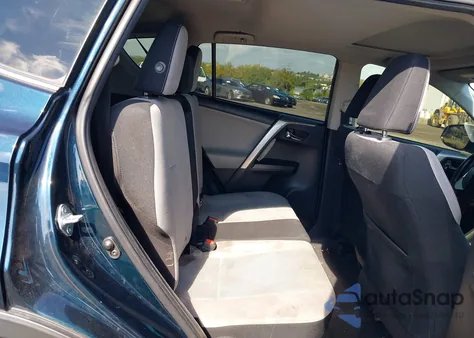 2018 Toyota Rav4 Xle из США, поврежденный, VIN JTMWFREV6JJ166861